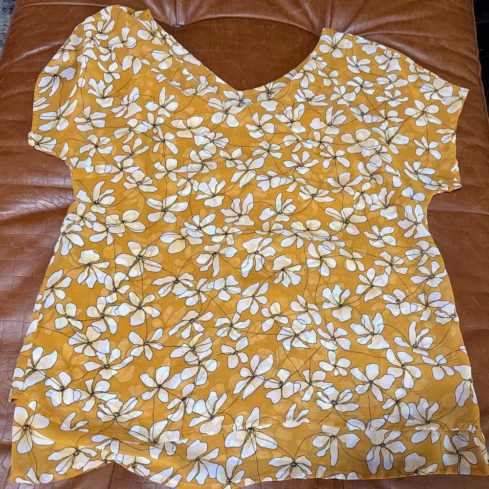 CAbi Mustard and Cream Floral Blouse small sheer - Picture 2 of 6